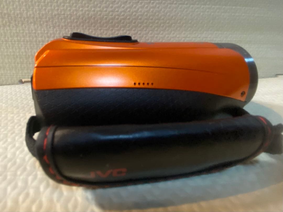 【お値下げ可能！】JVC オレンジ ビデオカメラ 本体