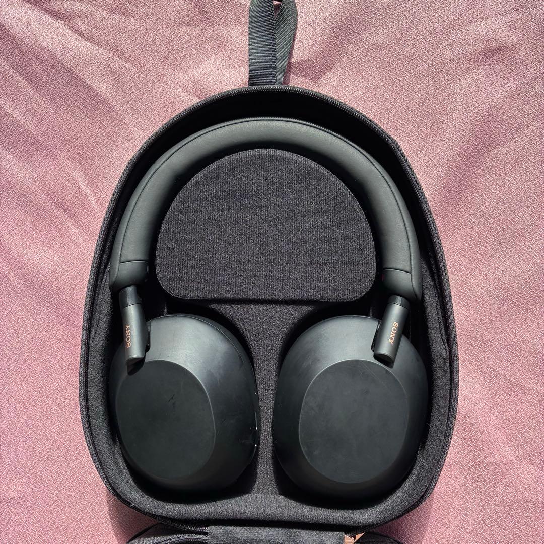 Sony ワイヤレスノイズキャンセリングヘッドホン 数回使用 ケース・ケーブル付