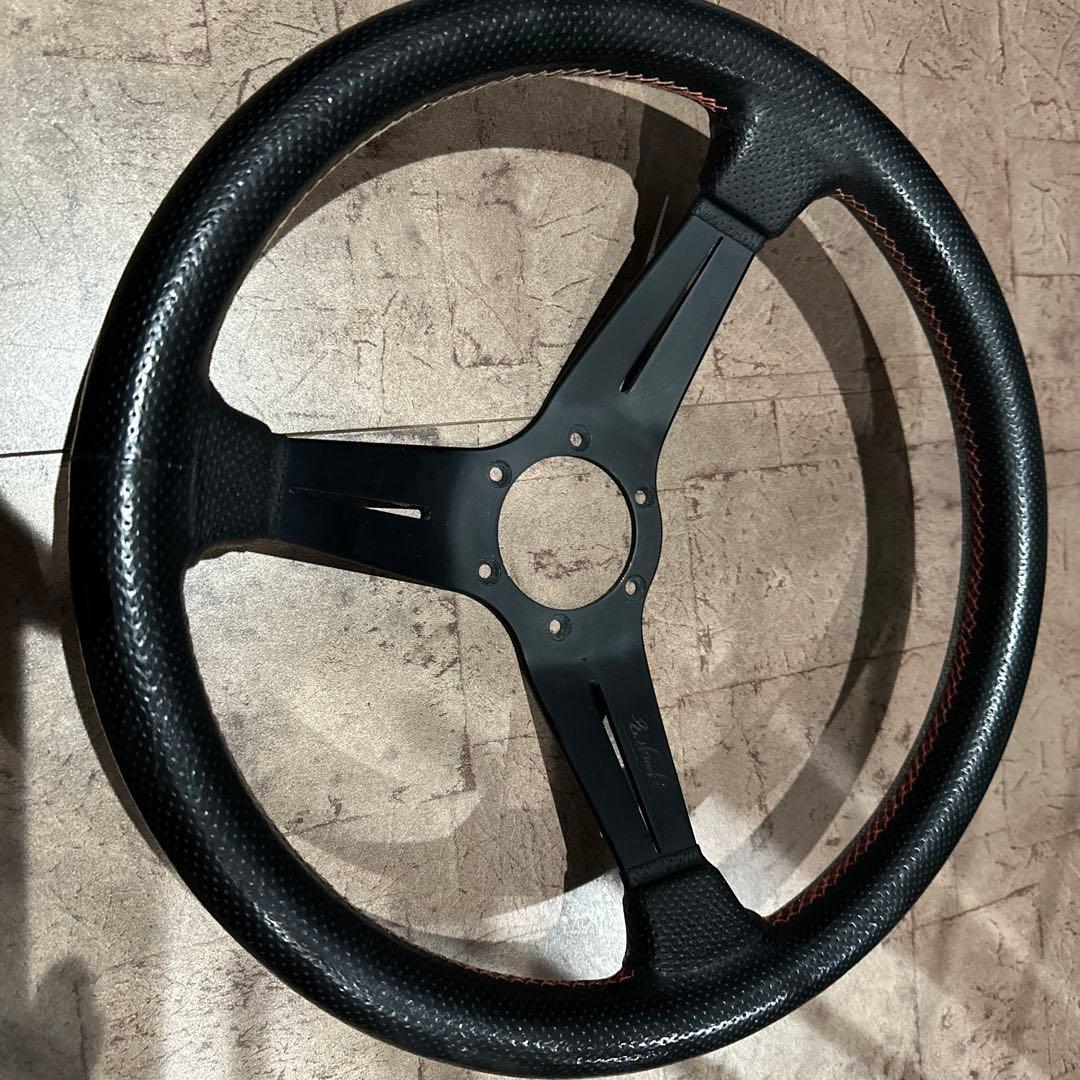 ナルディステアリング　ラリー　35π パンチングレザー　正規品