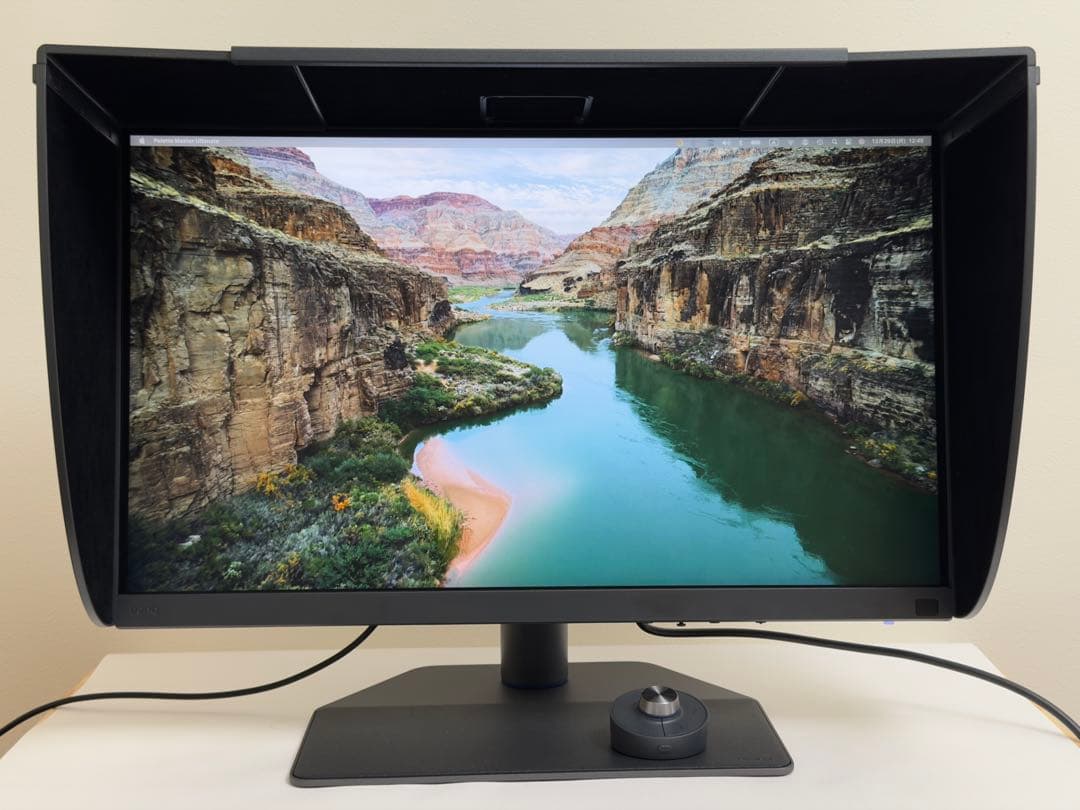 BenQ SW272U 27型 4K カラーマネジメントモニター