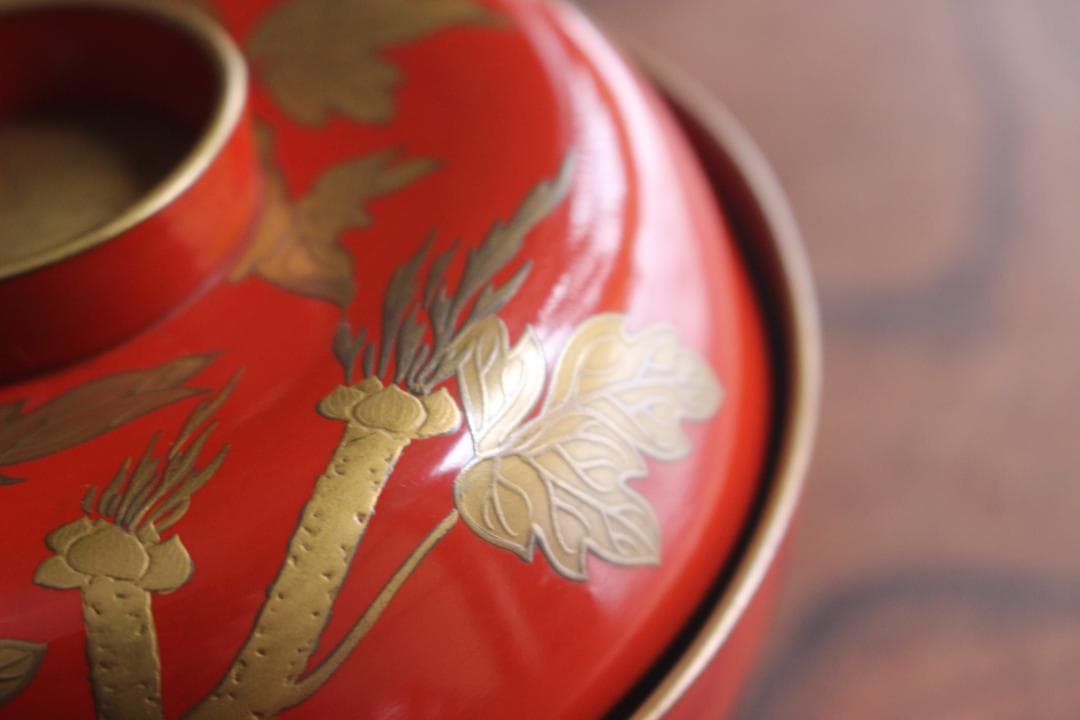 時代逸品！上質朱漆に極上牡丹蒔絵の映えるお椀2点（検輪島塗蒔絵椀吸い物椀