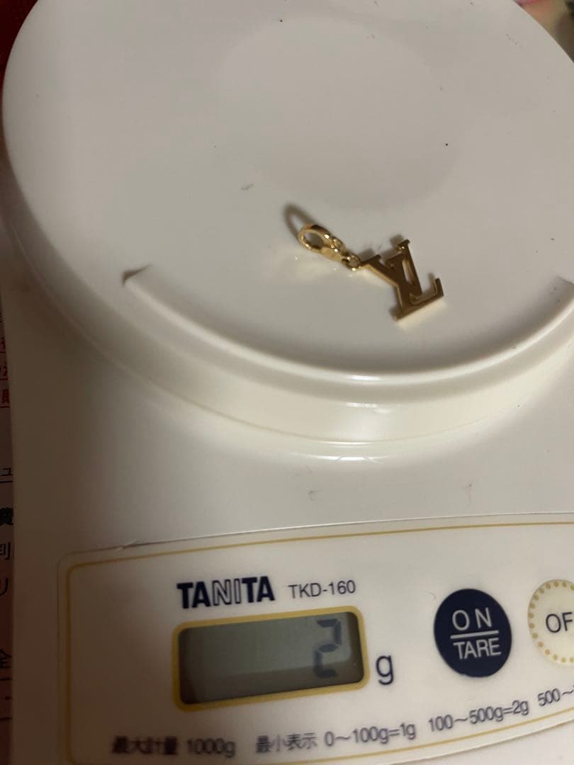 ⭐︎750⭐︎ K18 ⭐︎ルイビィトン⭐︎ チャーム　ゴールド⭐︎LV