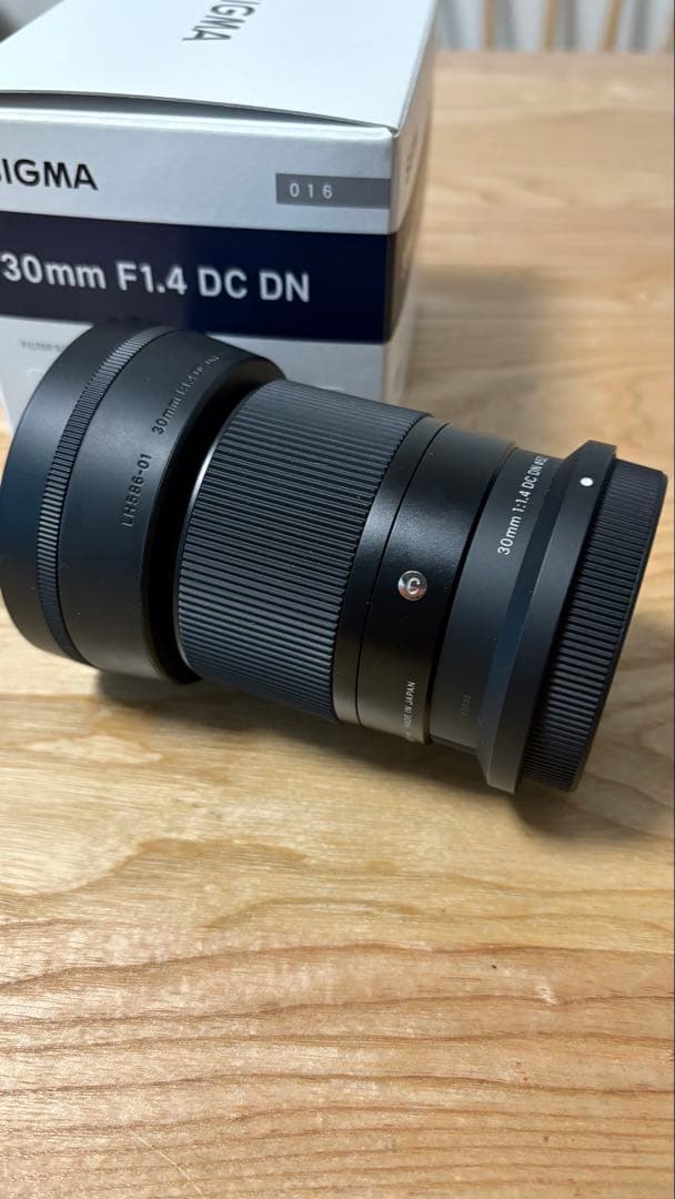 SIGMA シグマ 30mm f1.4 DC DN Zマウント保護フィルター付き