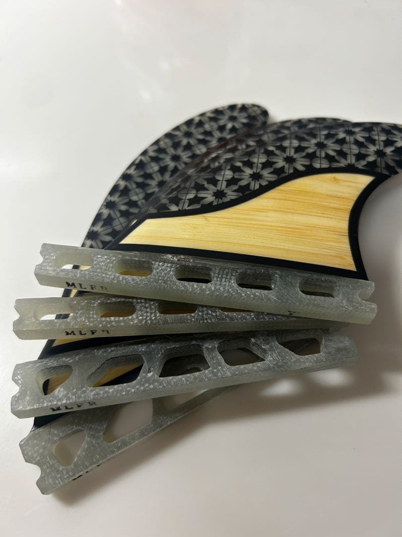 Futurefinフューチャーフィン QUAD RASTABAMBO クアッド