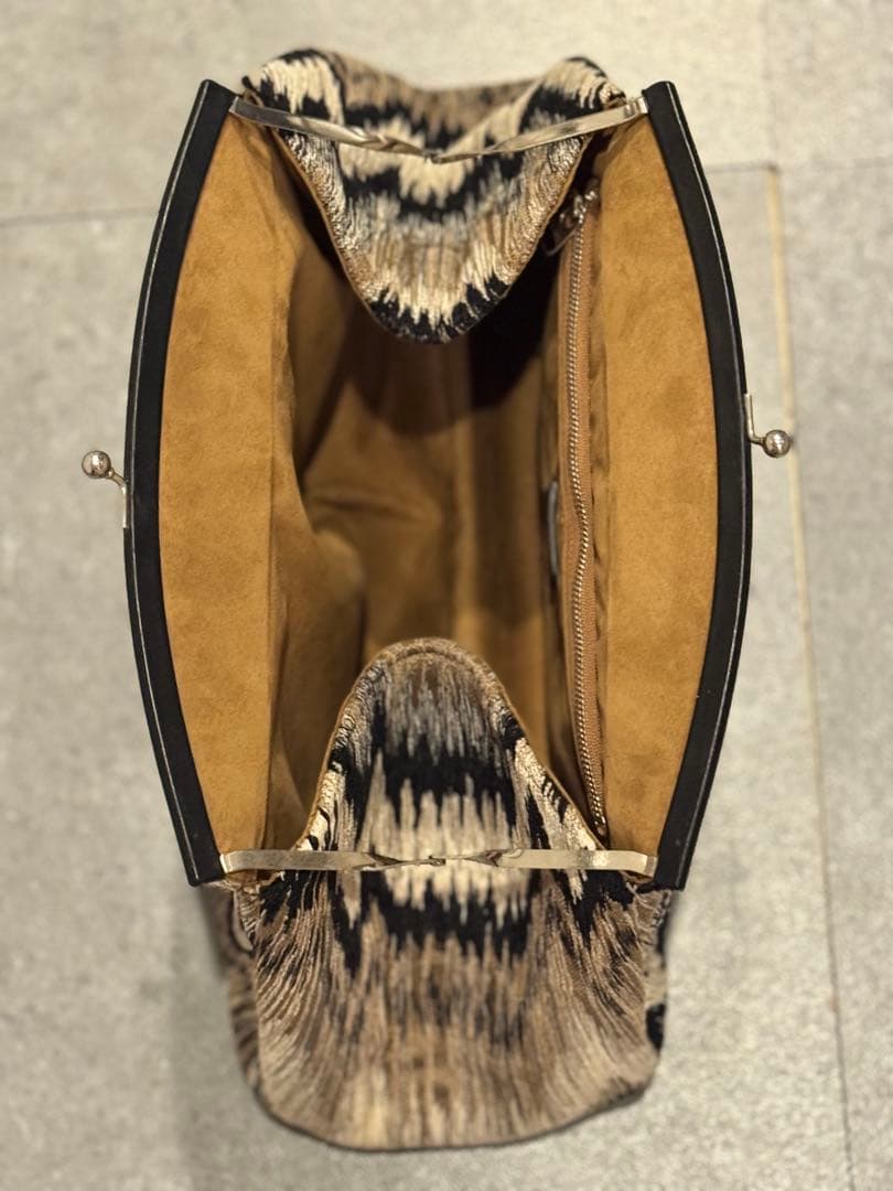 A VACATION pillow SHADOW ピロー　クラッチバッグ