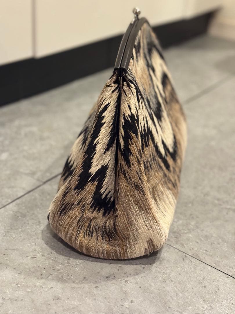 A VACATION pillow SHADOW ピロー　クラッチバッグ