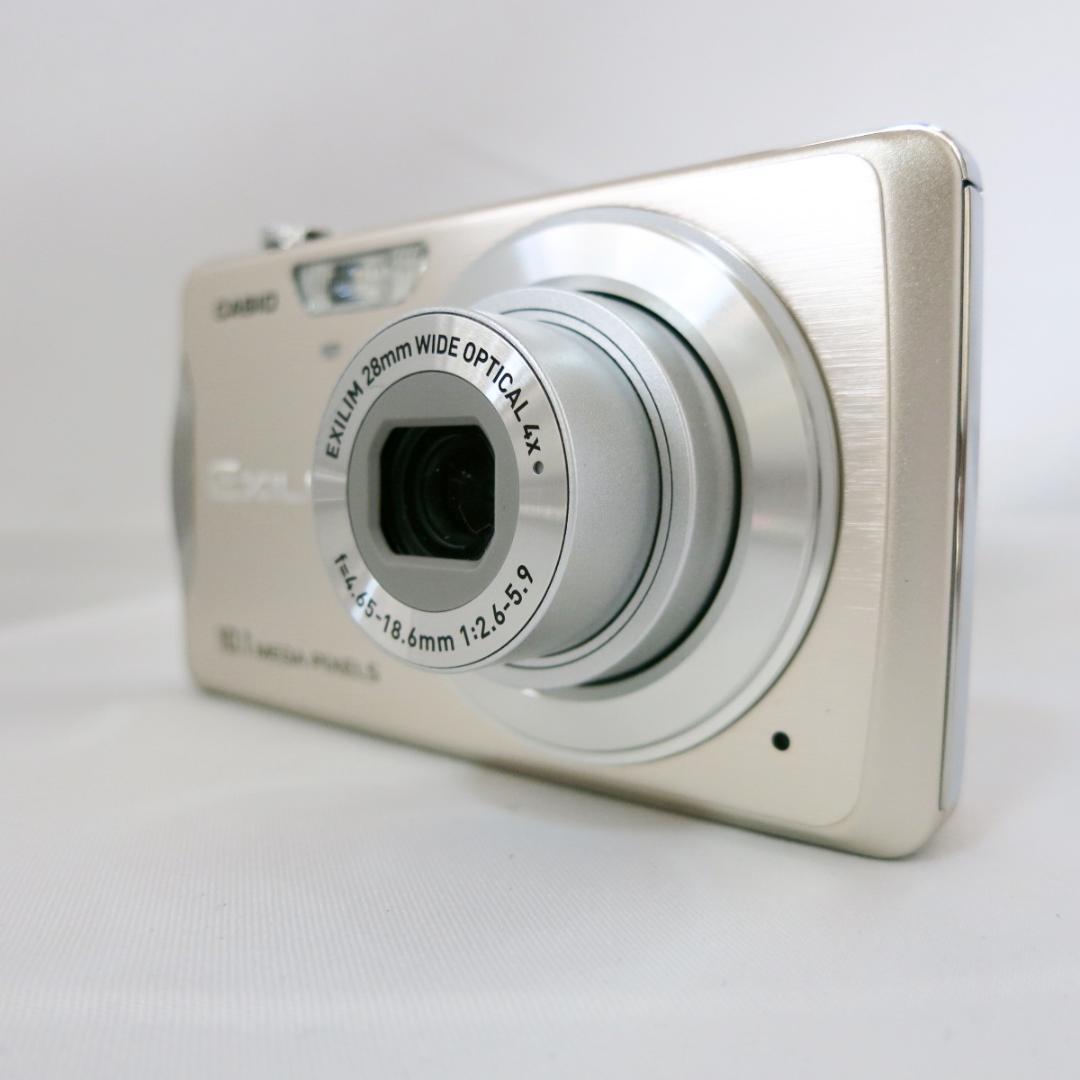 【美品】デジタルカメラ CASIO EXILIM EX-Z270 シルバー