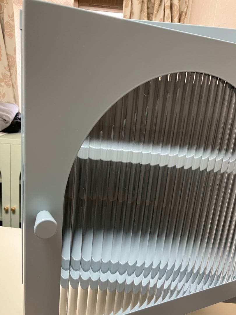 新品　サイドキャビネット