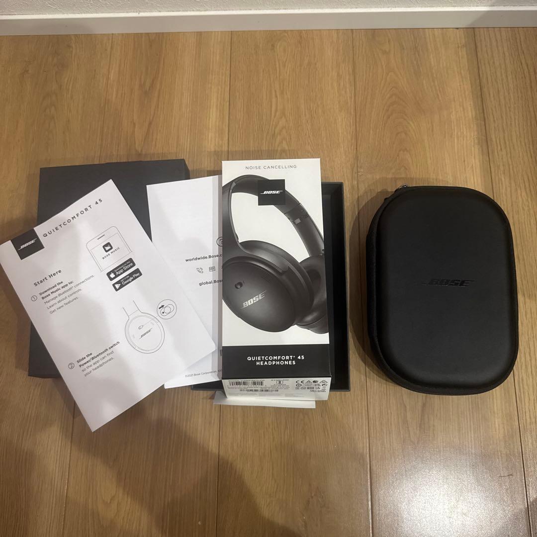 ほぼ未使用　Bose quietcomfort 45 ワイヤレスヘッドホン