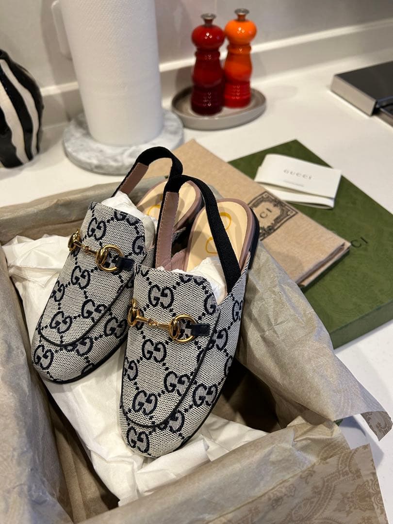 GUCCIスリッポン18センチ(新品未使用品)