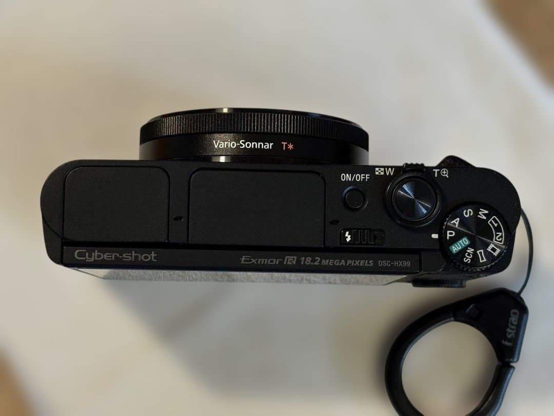 SONY 30倍ズームレンズ内蔵 DSC-HX99