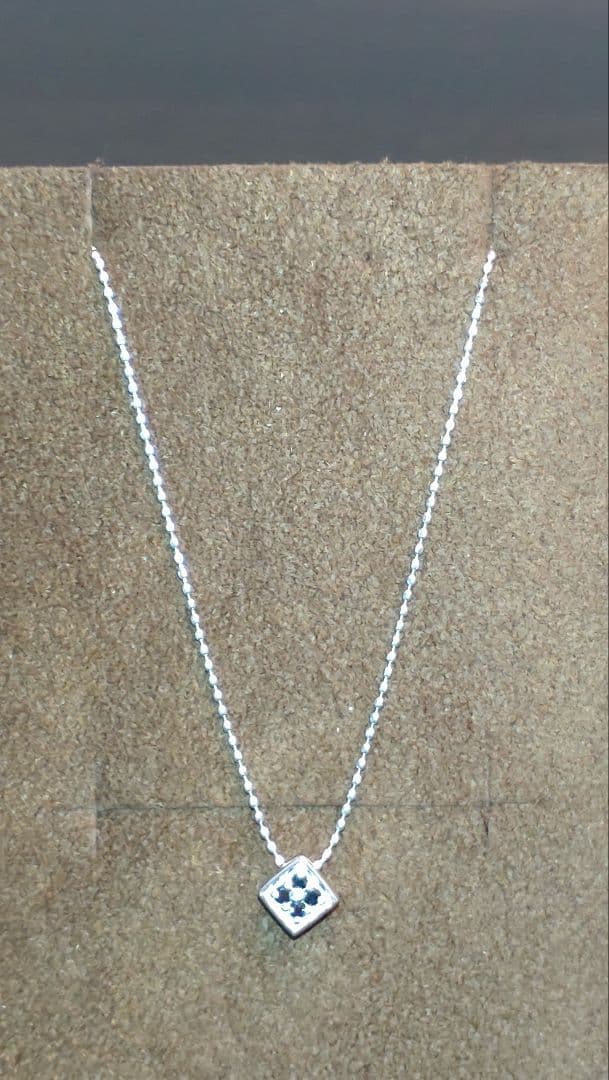 中古　ノエマ　18金ホワイトゴールド　オニキスネックレス