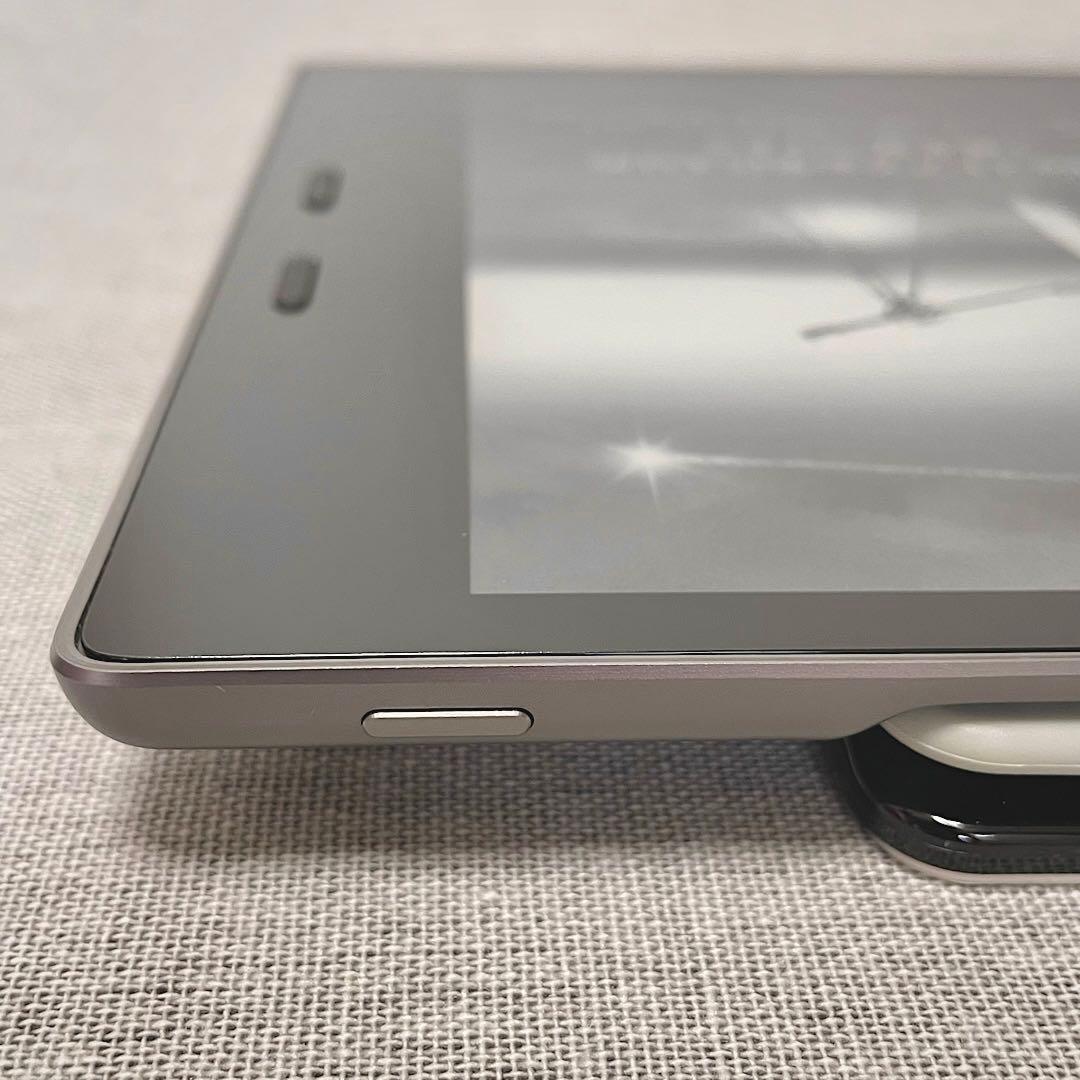 美品 Kindle Oasis 第10世代 32GB 色調調節ライト／純正カバー