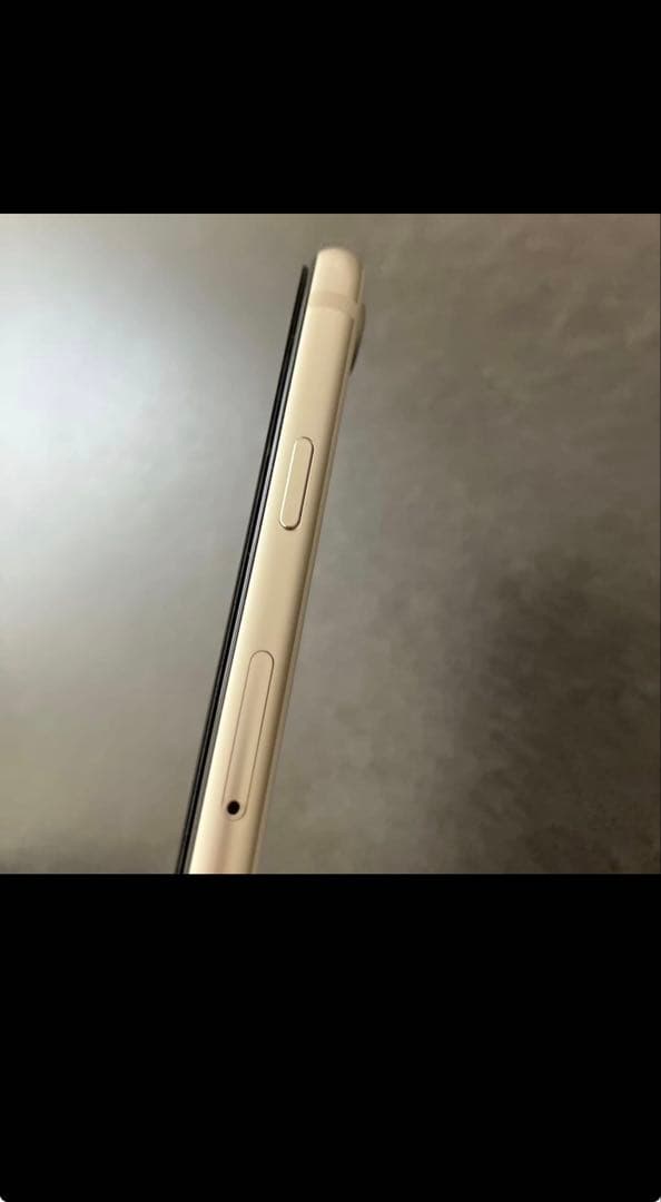 iPhone SE 第3世代 (SE3) ホワイト 64GB SIMフリー　本体