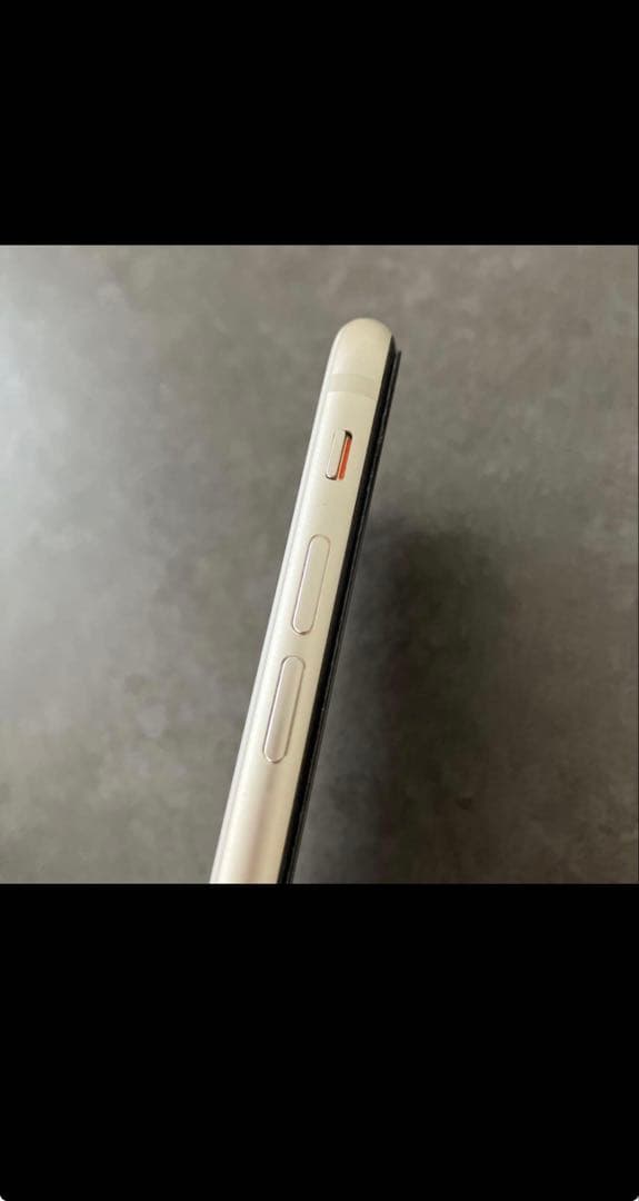 iPhone SE 第3世代 (SE3) ホワイト 64GB SIMフリー　本体