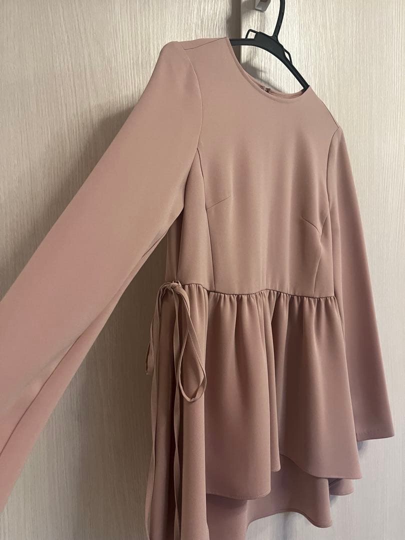 【新品未使用】アベニールエトワール　サイドリボンギャザー切替ブラウス　34