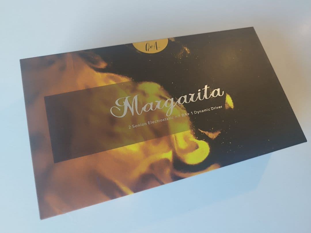 イヤホン qoa margarita