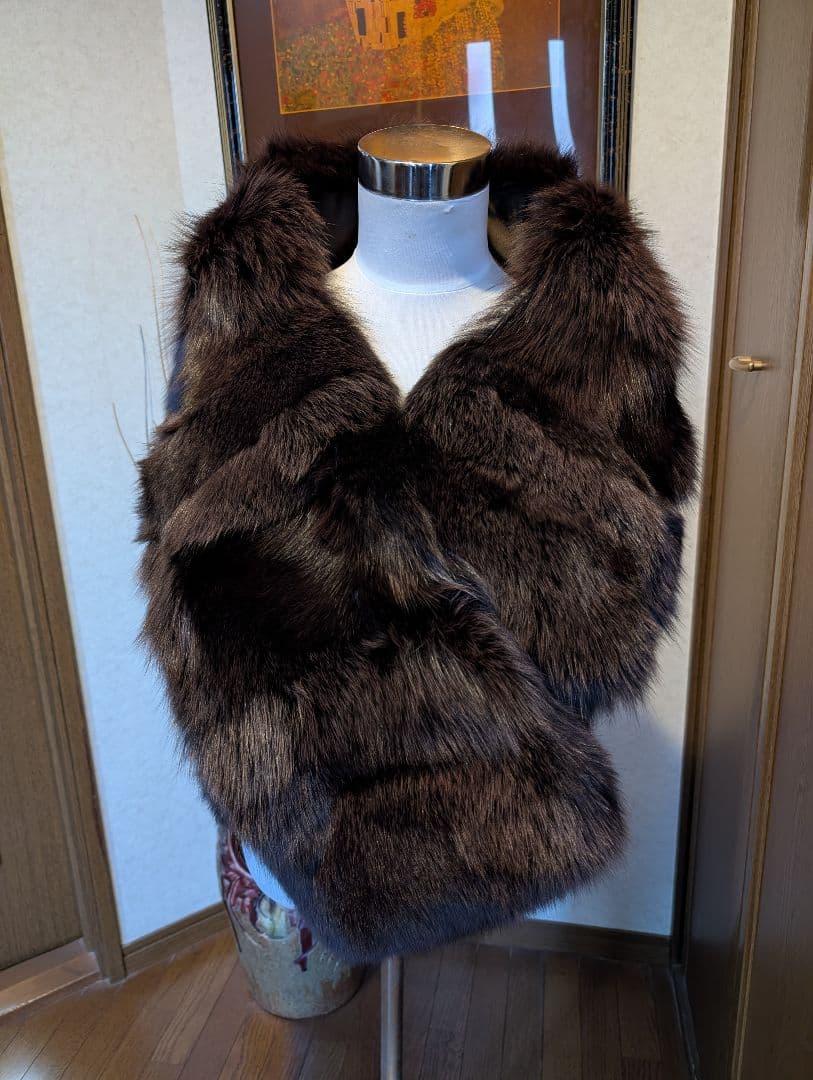 SAGA FOX ボリュームショール