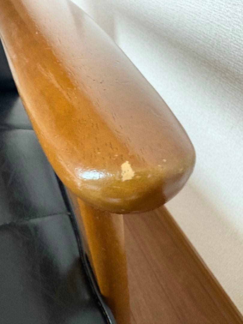 カリモク60 Kチェアー スタンダードブラック