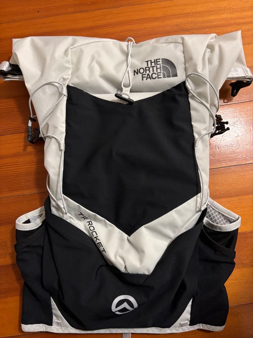 ザ ノースフェイス　TR locket Mサイズ