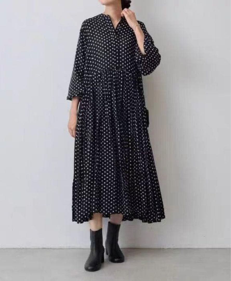 BEARDSLEY ドットギャザーボリューム袖ワンピース