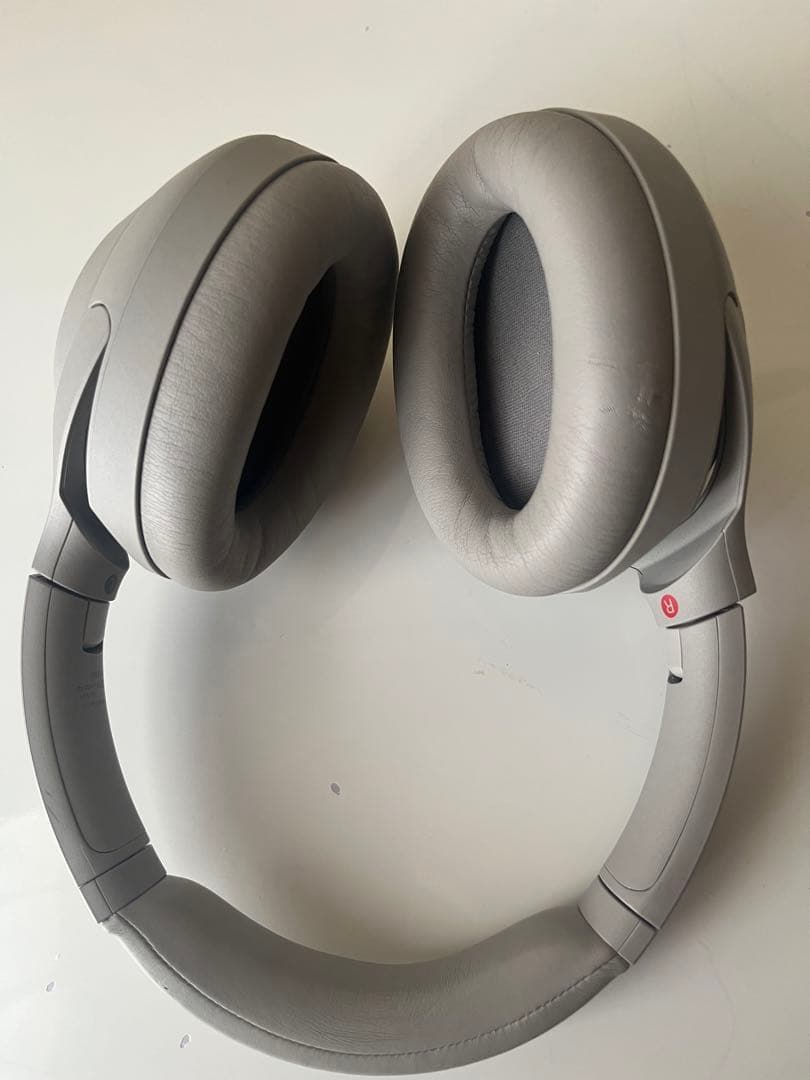 SONYワイヤレスヘッドホン WH-1000XM4 プラチナシルバー