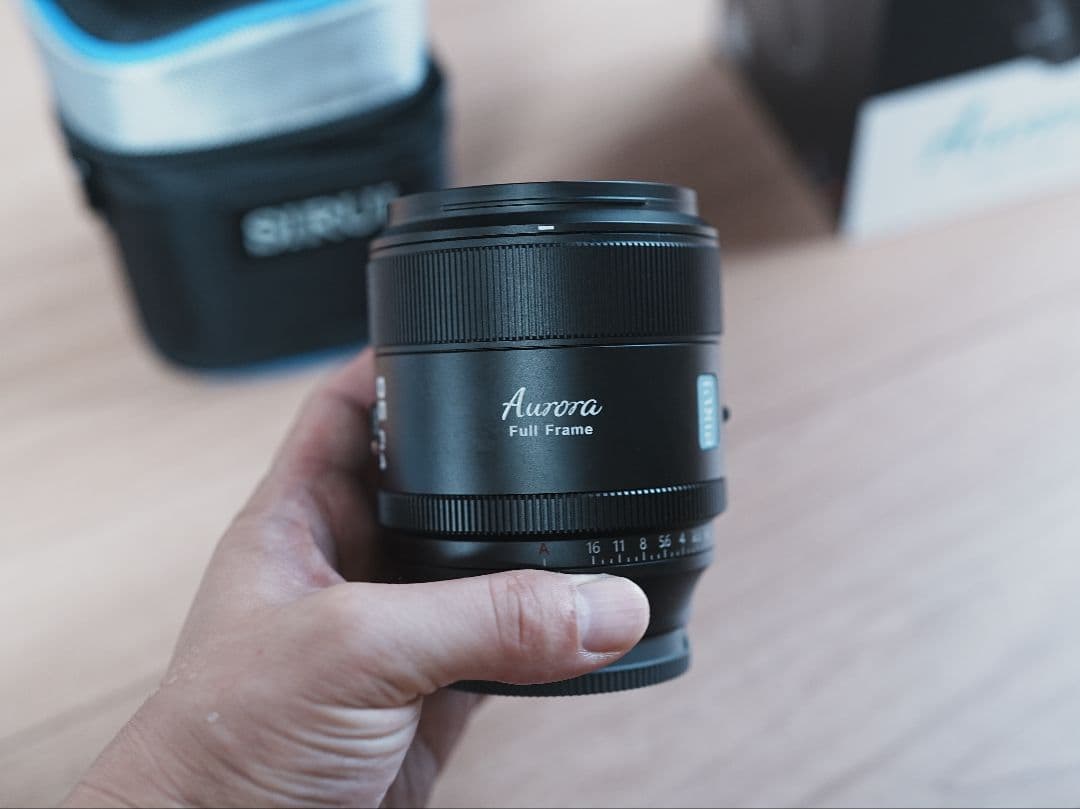 SIRUI Aurora 85mm f1.4 単焦点レンズ eマウント