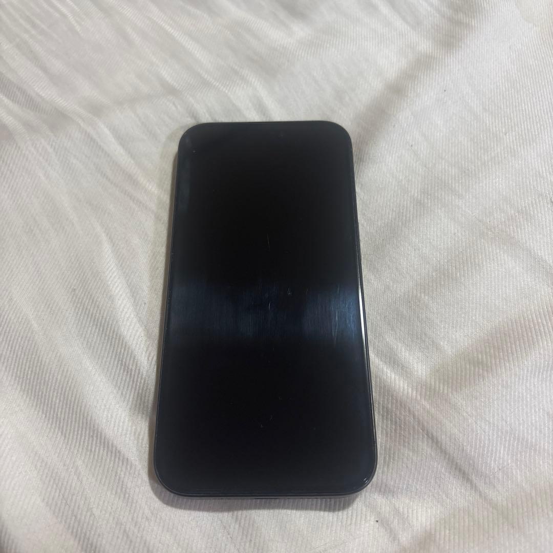 Apple iPhone 15 pro 256GB 本体カバー付き