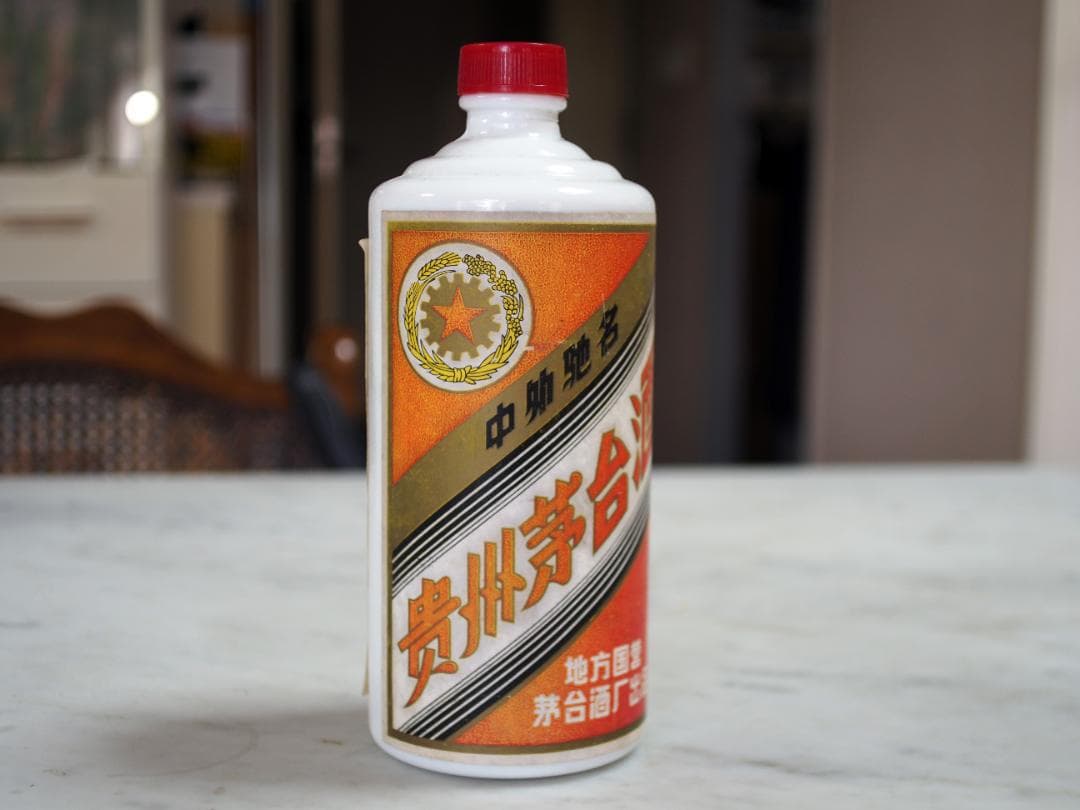 中国古酒 茅台酒 マオタイ酒 540ｍｌ 星ラベル  約1017g