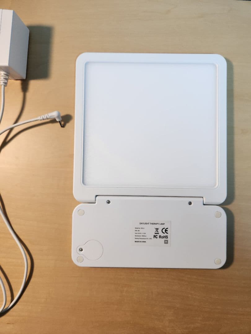 トトノエライトプレーン 光目覚まし時計　moonmoon