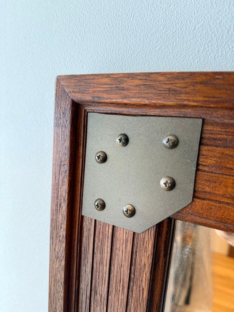 Heaven’s Door Furniture 製の全身ミラー