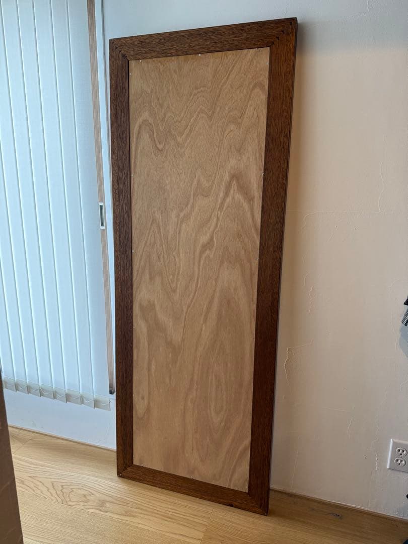 Heaven’s Door Furniture 製の全身ミラー