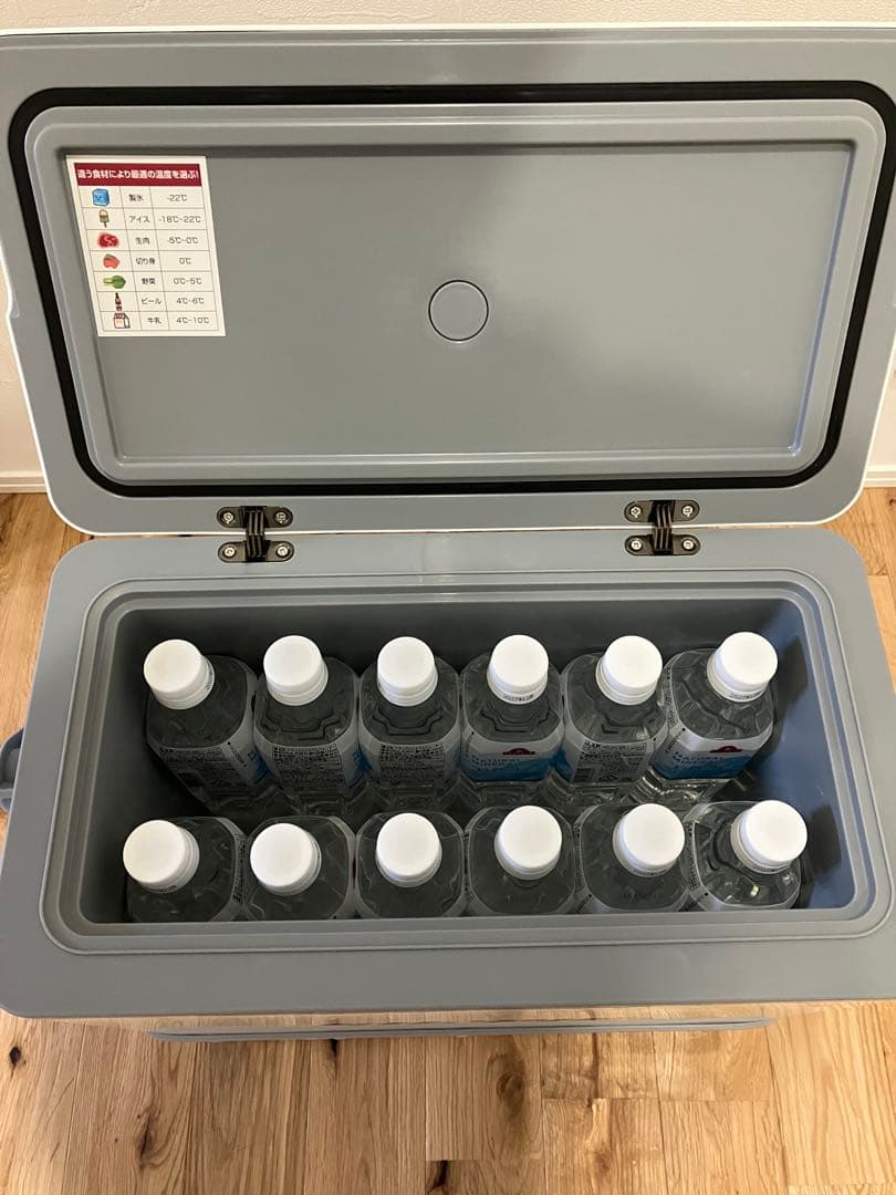 SUNPIE ポータブル冷蔵冷凍庫　車載冷蔵庫12L 専用バッテリー付き