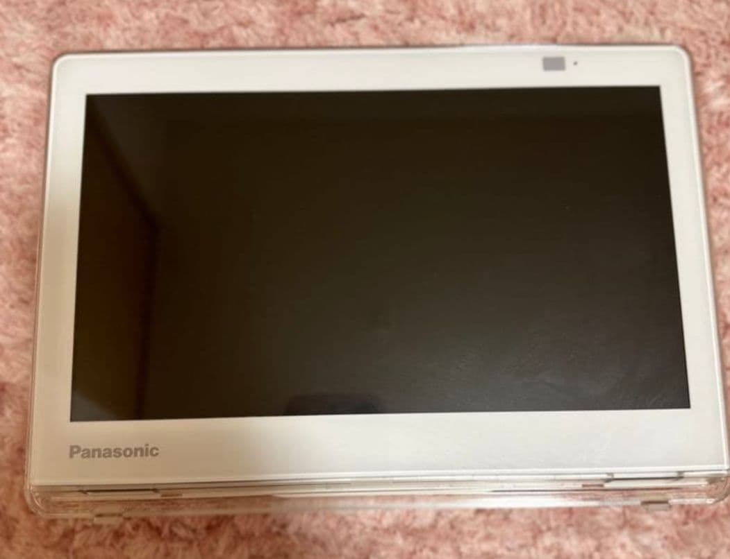 【本日値下げ中】PanasonicポータブルワイヤレスTV　UN-10E7ビエラ
