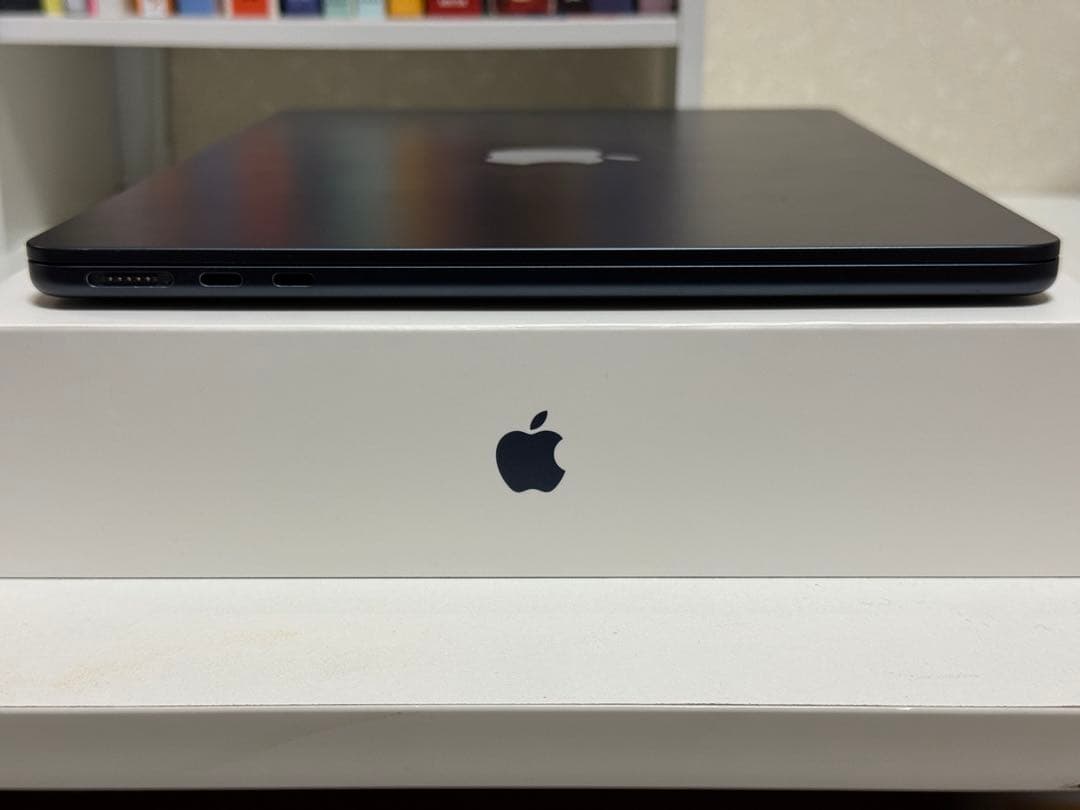 MacBook Air M2 13.6インチ ミッドナイト8GB/256GB美品