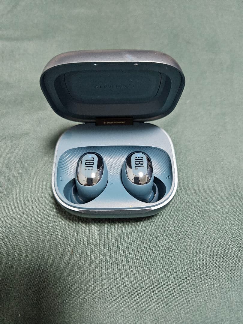 イヤホン JBL LIVE BUDS 3
