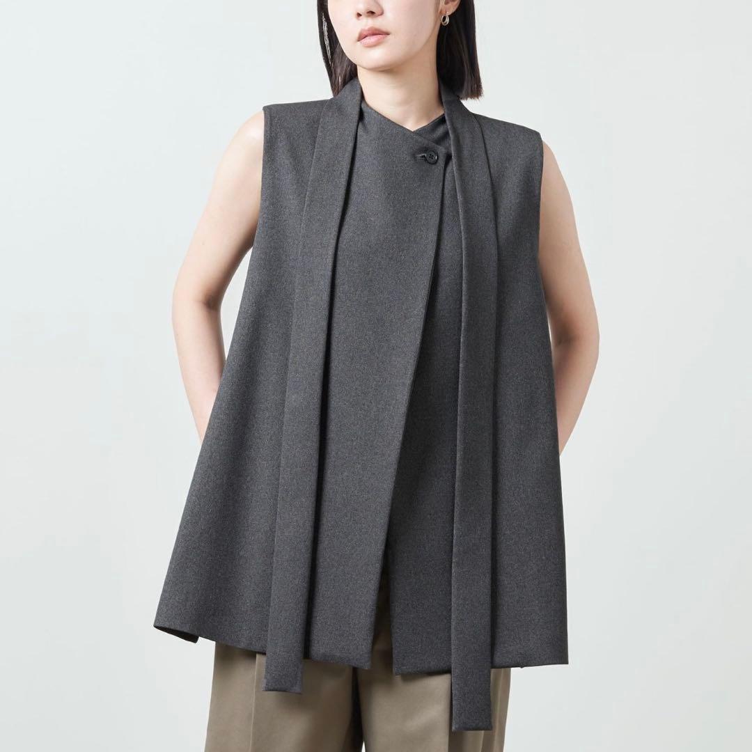 美品 人気 マルゥユナイテッドアローズ ウエストベルトジレ グレー