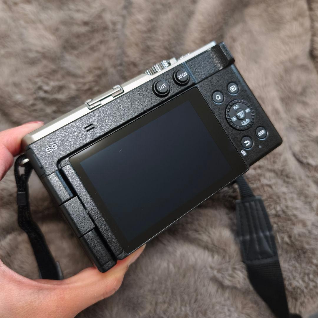 LUMIX S9 ダークシルバー【ボディのみ】