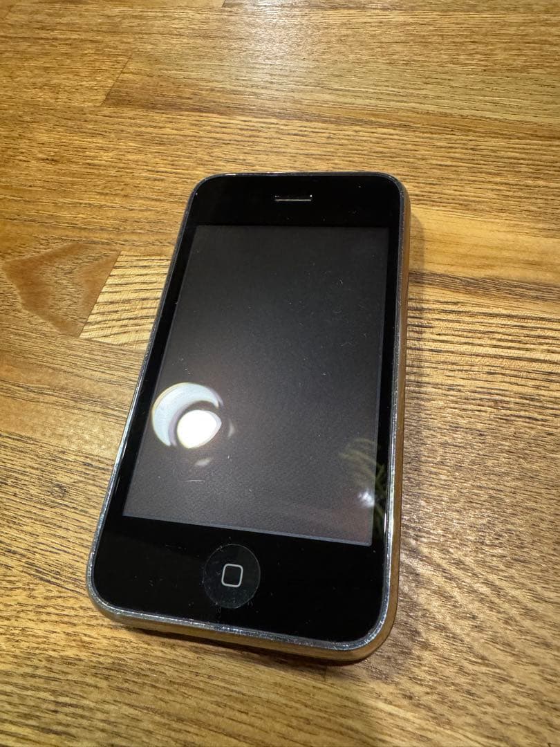 iPhone アップル　ソフトバンク　iPhone3gs