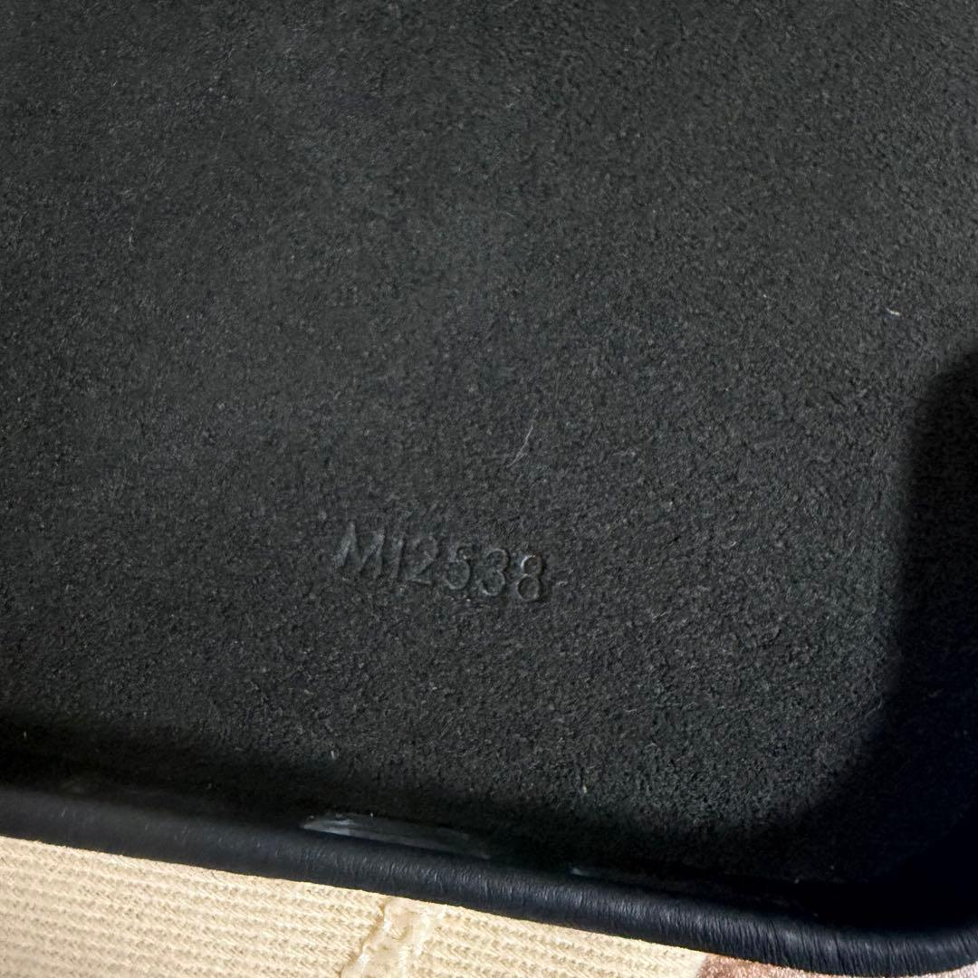 ルイヴィトン M12538 IPHONE・バンパー 16 PRO MAX