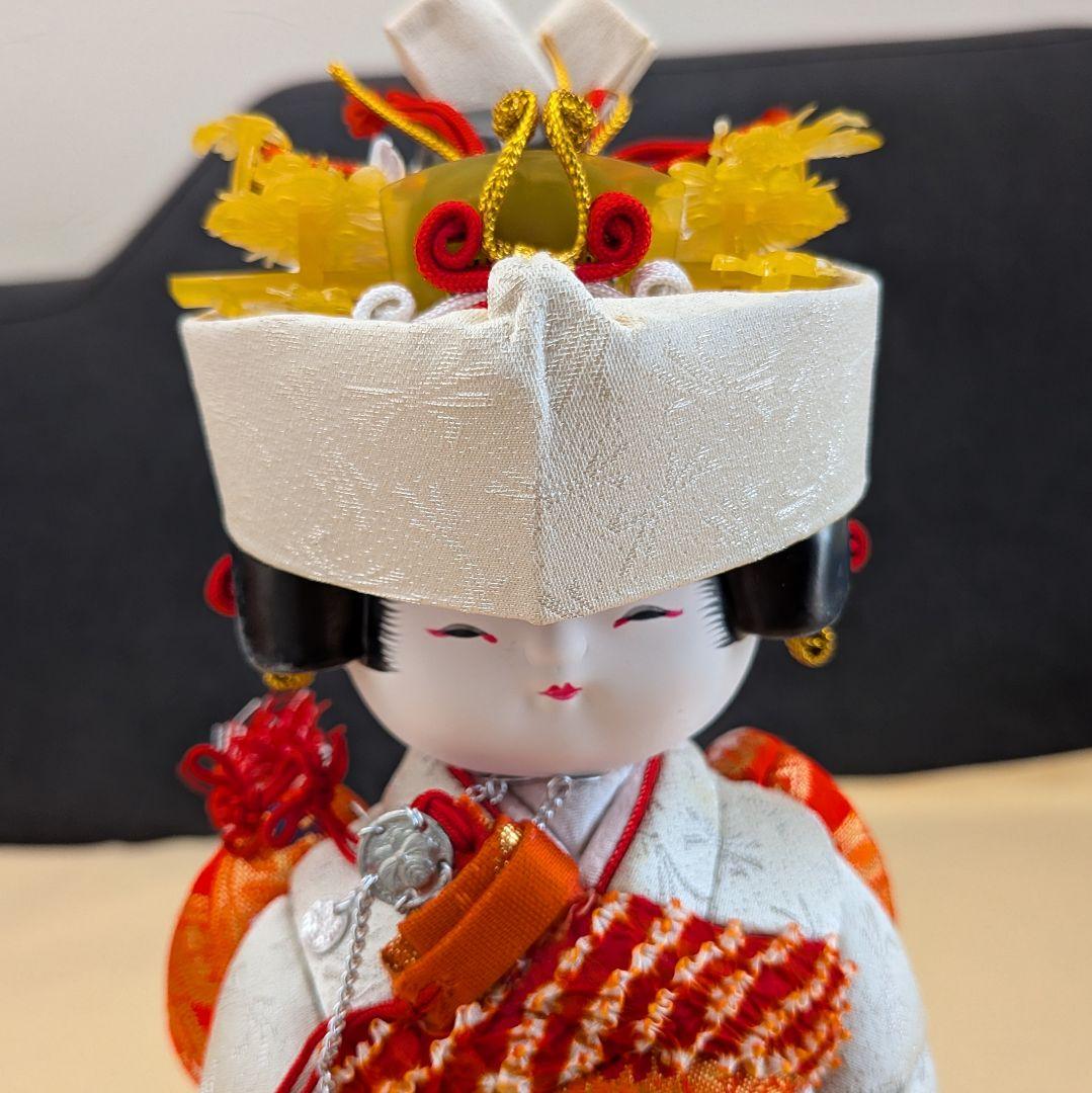 花嫁 木目込人形 白無垢 白赤衣装／共箱あり／木目込花嫁人形 高さ約32cm