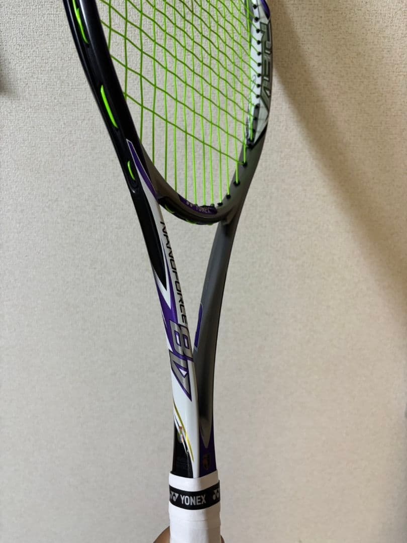 ヨネックス ナノフォース8v レブ 紫