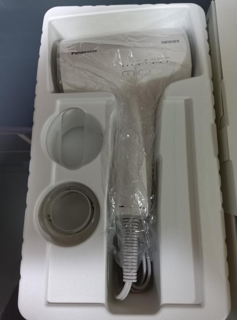 【新品】パナソニック ナノケア EH-NA0J-W ドライヤー 　白