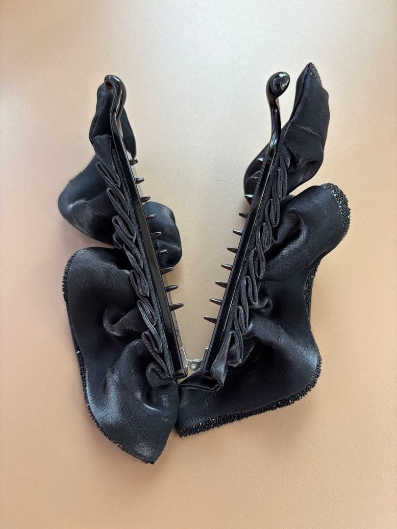 コンプレックスビズ　バナナクリップ　黒