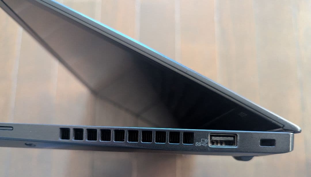 【10世代 Thinkpad X13】