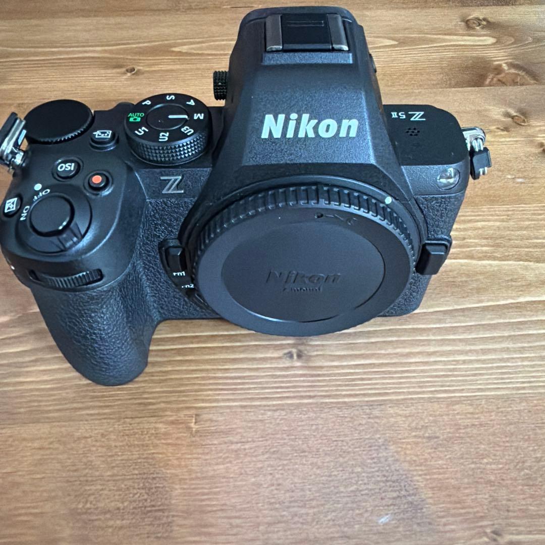 Nikon z5ii ボディ