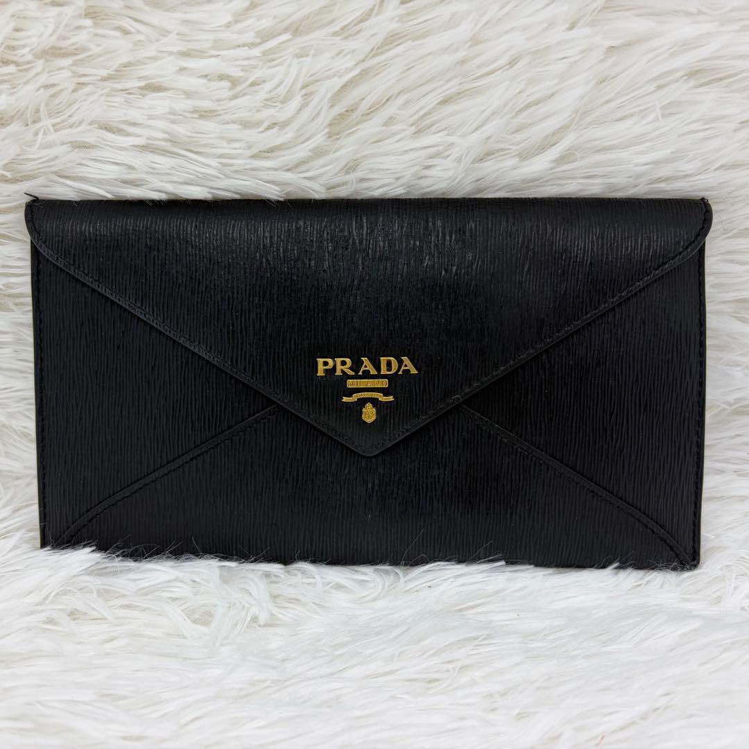美品✨プラダ　長財布　金ロゴ　ヴィッテロムーヴ　レザー　型押し　ブラック