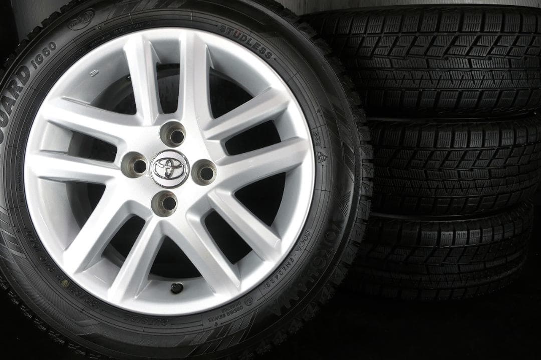 トヨタ純正 160系フィールダー イボ付き 国産スタッドレス 185/60R15
