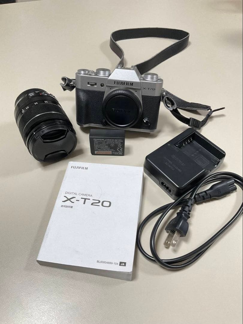 FUJIFILM X-T20 ミラーレスカメラ美品