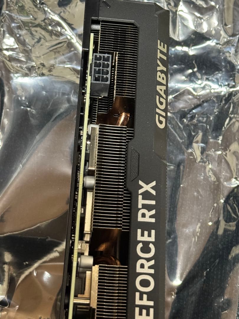 GV-N4070WF2OCV2-12GD 中古